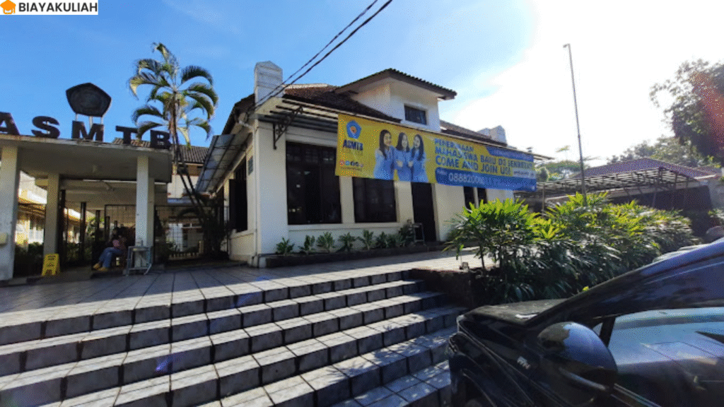 biaya kuliah Universitas Taruna Bakti